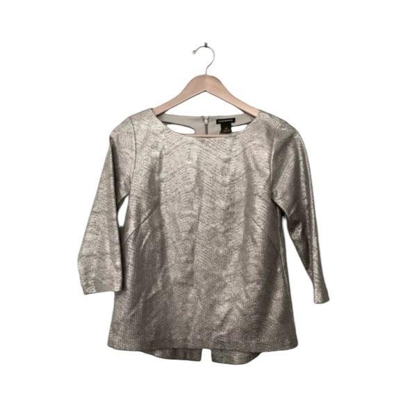 CLUB MONACO Silver Foil 3/4 Sleeve Split-Back Top - Picture 1 of 1